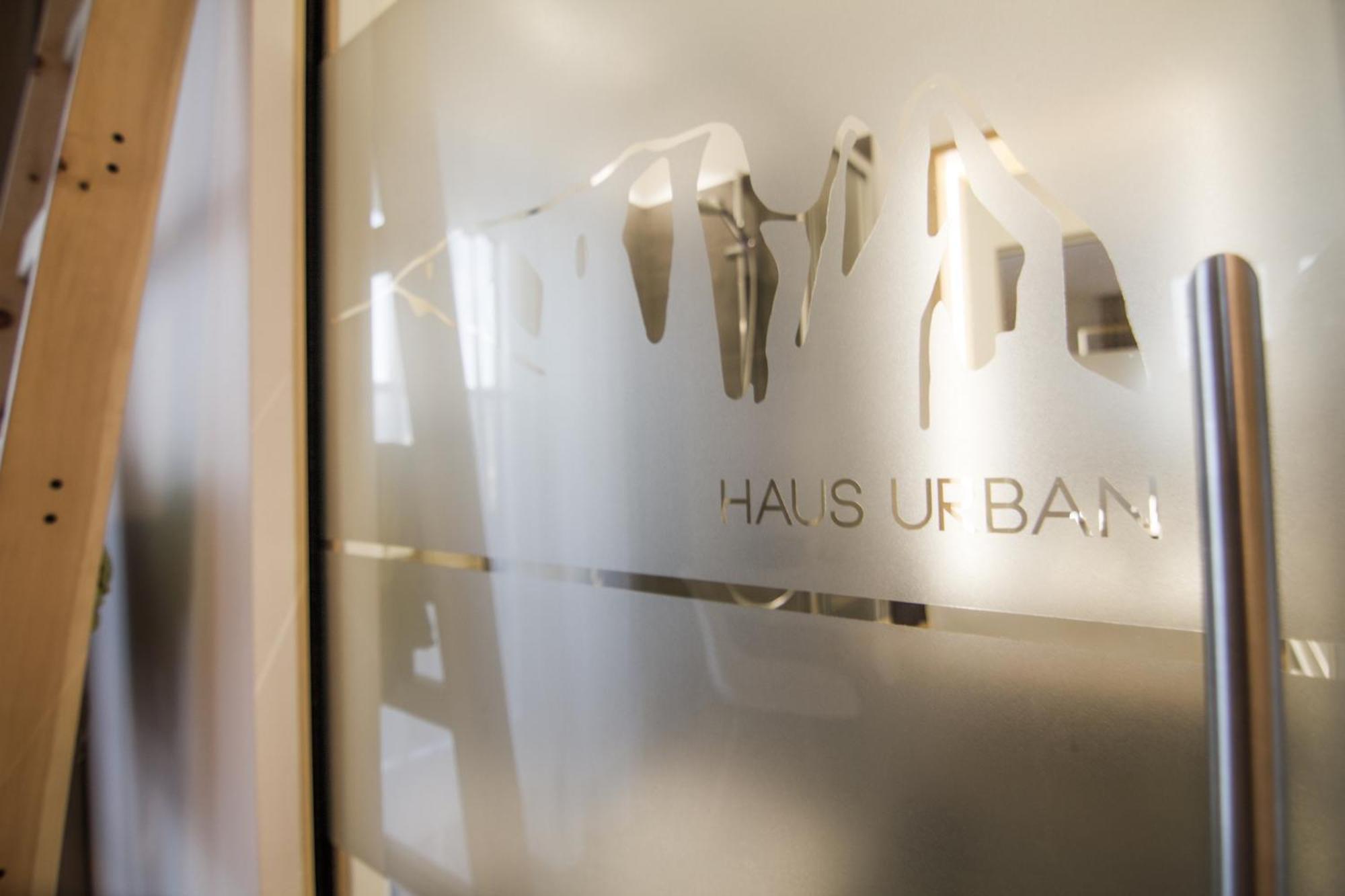 Haus Urban B&B บาร์บิอาโน ภายนอก รูปภาพ